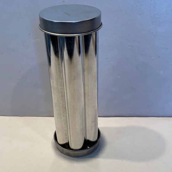 Pampered Chef Other - NWOT & Vintage Pampered Chef Valtrompia Bread Tube